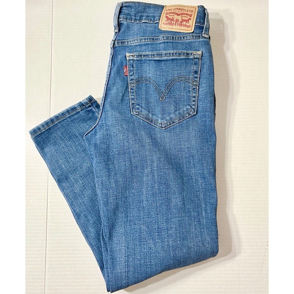 Levis Boyfriend Jeans Womens 27 Medium Wash Blue Distressed Denim Pants Stretch